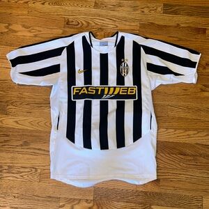 Nike Retro Juventus Jersey